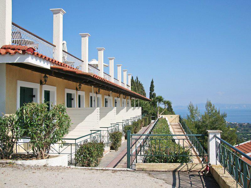 D495438AE83F142716E43A94201DF019