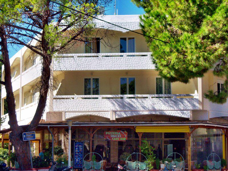 EE549BF707A3409685C90E01FAAD7AFC