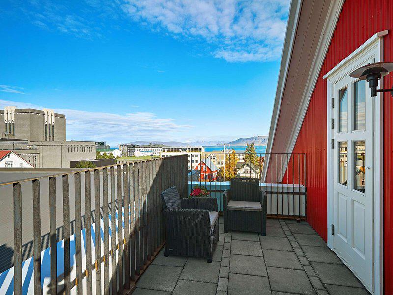 D073396B7B84276D98B8EF7E879FD2E7