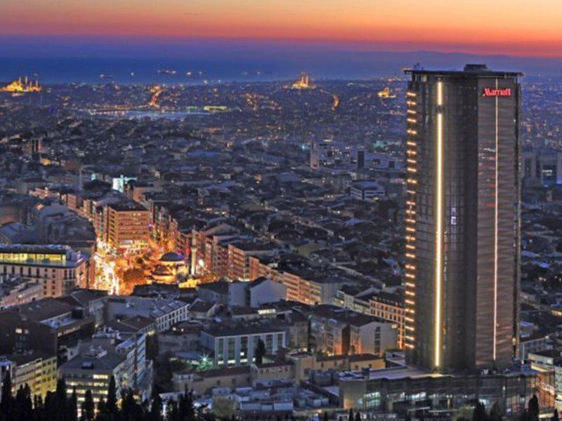 394DF8207B4F7982D6D7BB882E44C42D