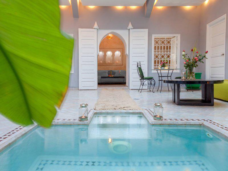 90E8574F95149EEEAD4F93604BE18C7F