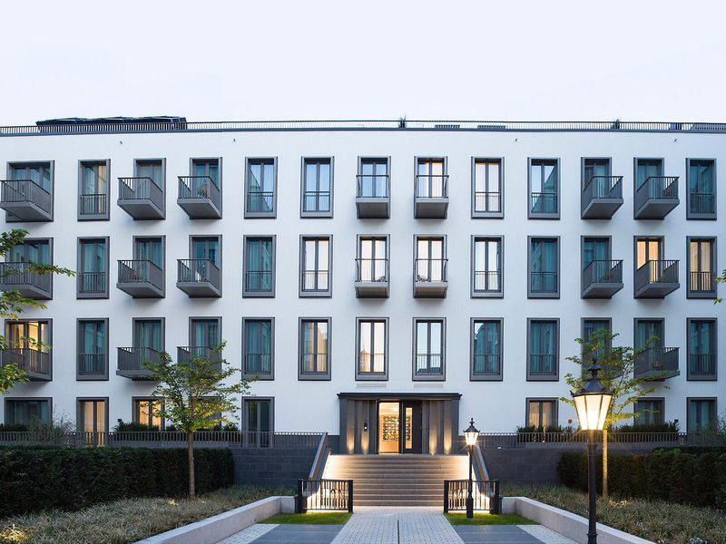 7AF817BA31A9FEA6DFC78ABF24015614