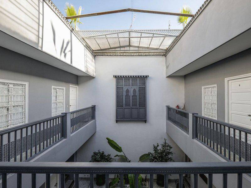 E1DF3849863A9F40B9D8A5E73CDAEA0E