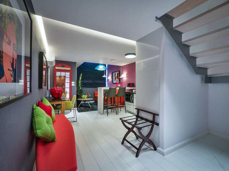 7FDF7F2FD9F0E6CCF1A8B1123FED4478