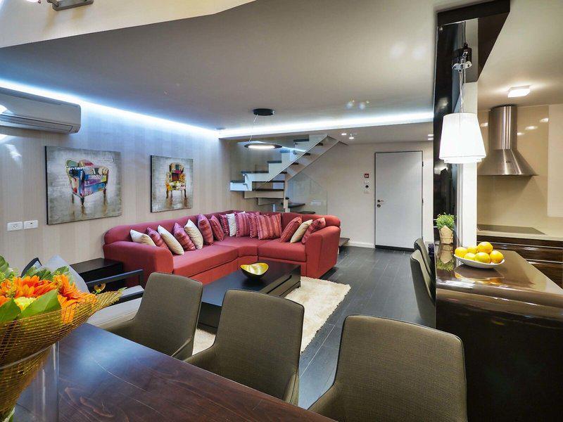 9814C0C560ECB81308406E1FFA609802