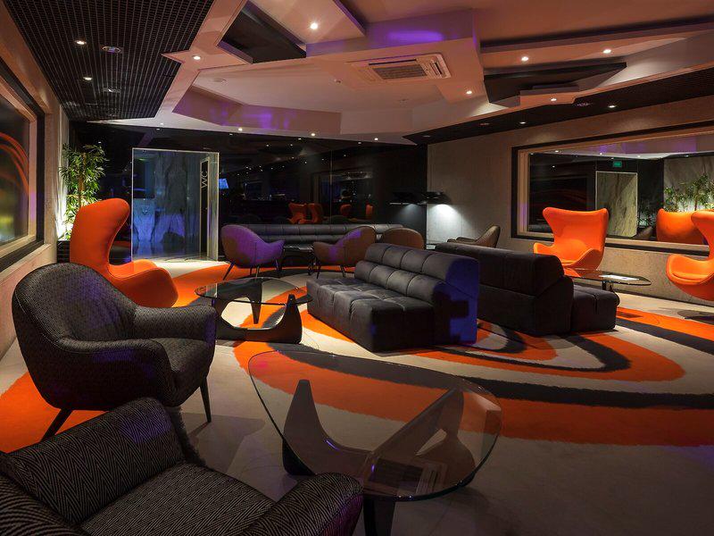 AC6E4EDDB030F9B6A5CC33E808ABC3E5