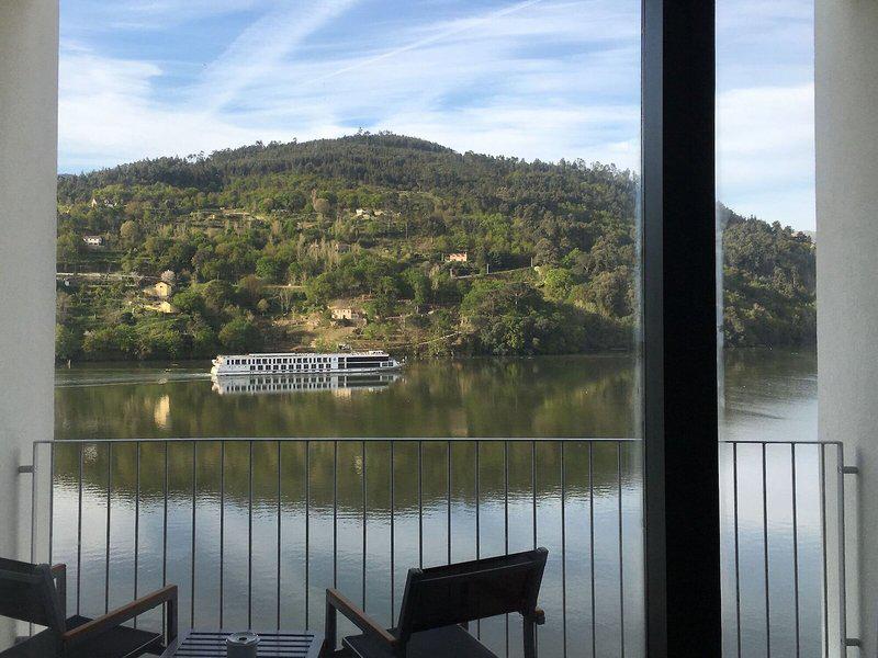 996146B3A166B3E7E4A273BBA0E5A147