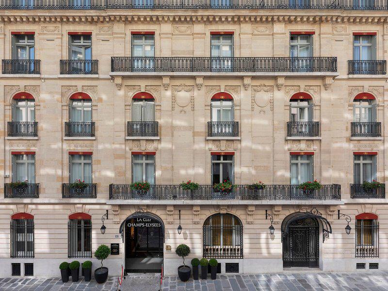 3EB8531F049F7B25A56AD3E17F8080E6