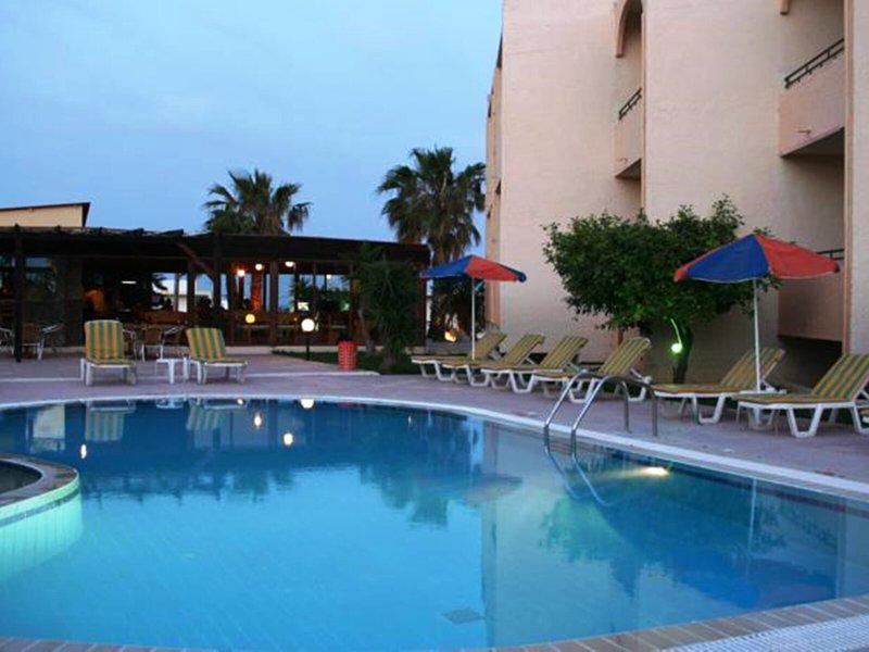 A78FFD1D6334763081A8BC63748076F4