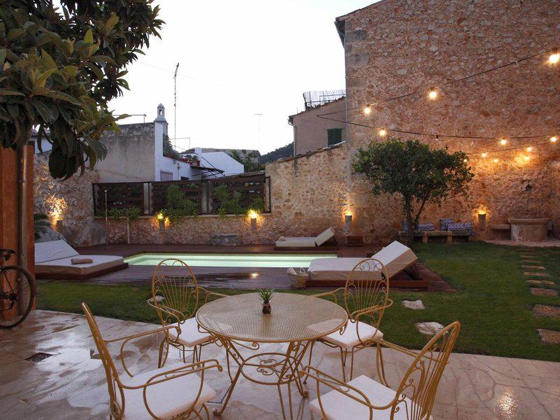 D1614FBDCF753579EA7E76CE21724E69