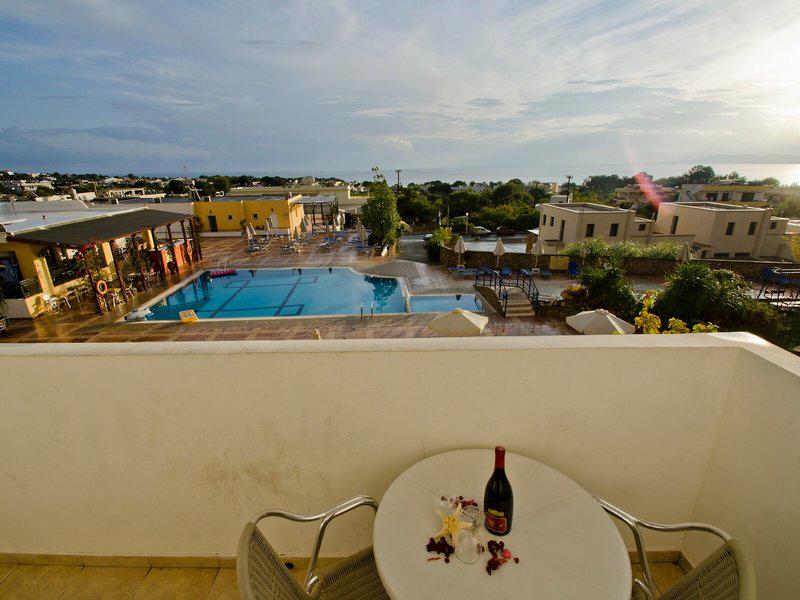 0227402224152D4AA49FB7C5D20D0FA9