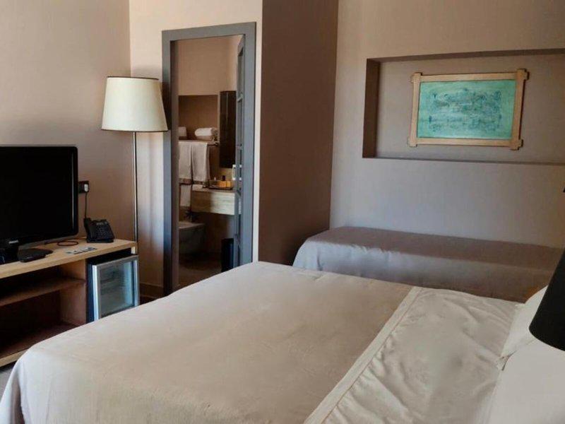 D90E5C6DF9CF6BEF2A9D8A9BD71F64AF