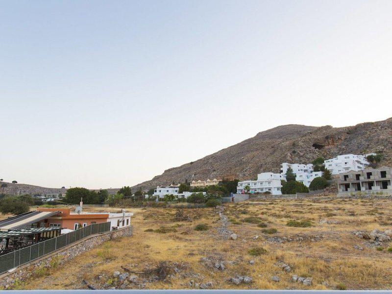 DFB33CA565ACDE662DDB92BEA8DCCB01