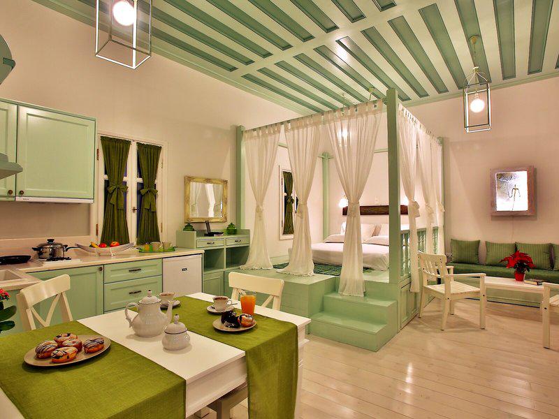 15DC64E190BE9B40CA61A1CBE7796E4D