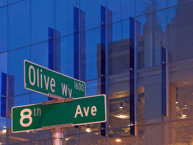 2F8BF487B0F83F16C8B4B08DA70AFB48