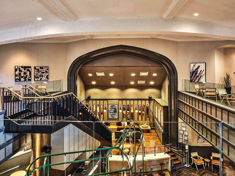 80E7E283D326D4CE4DA874F0678E9945