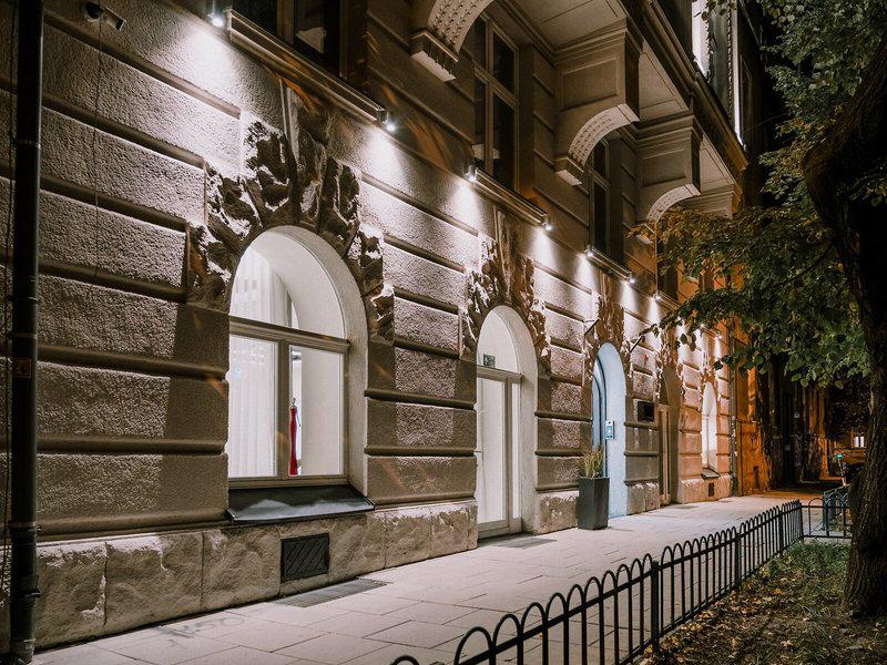 713F0391AC7EF4FFB7B04B6D79D06007