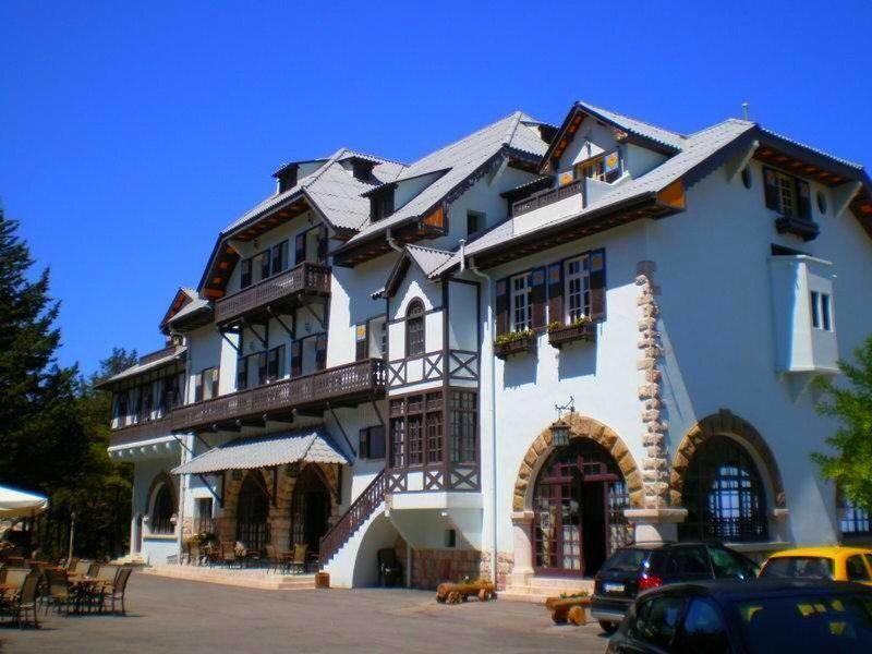 B044ABC3316C7BCEF8CD6249F039DF72