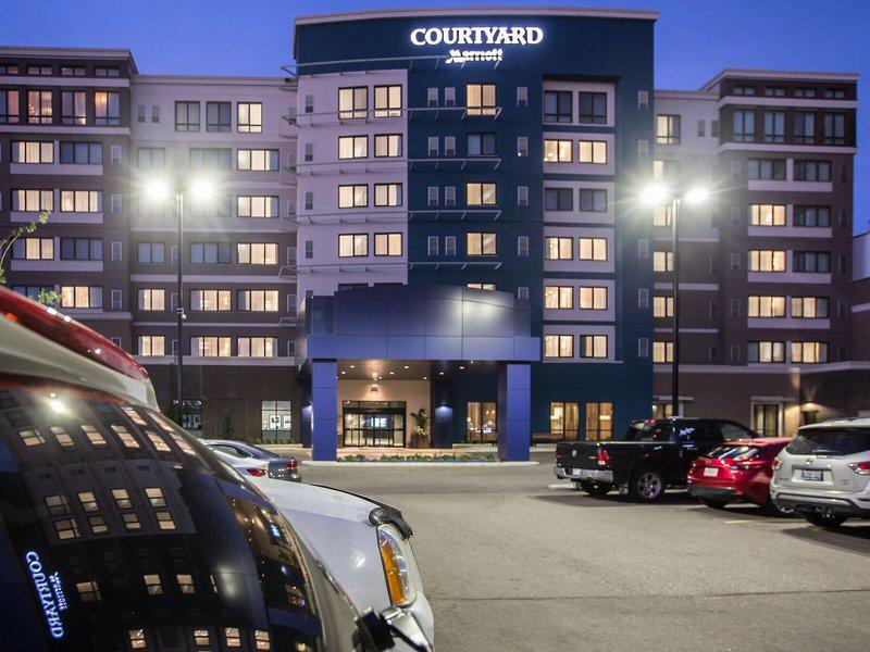 218A7C0C2960D254BEDD6B7D1B67D2DB