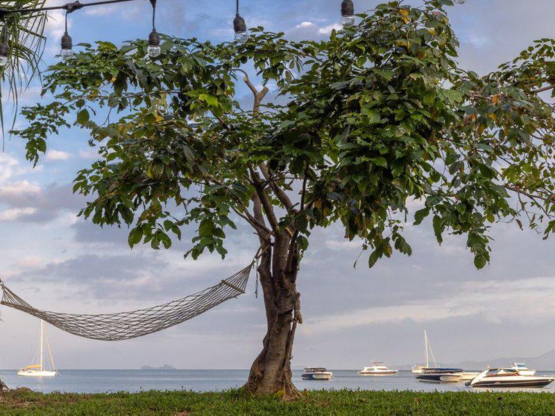 0E9F310B878C94616B399C96A231761B