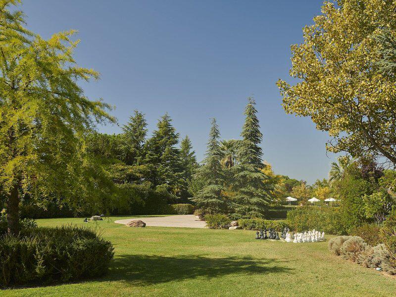 058FAC9827E912888636B4E05C8A76FB