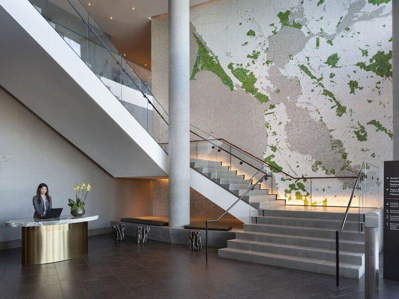 2EFBDD659526F763F31B7EBBA3228452