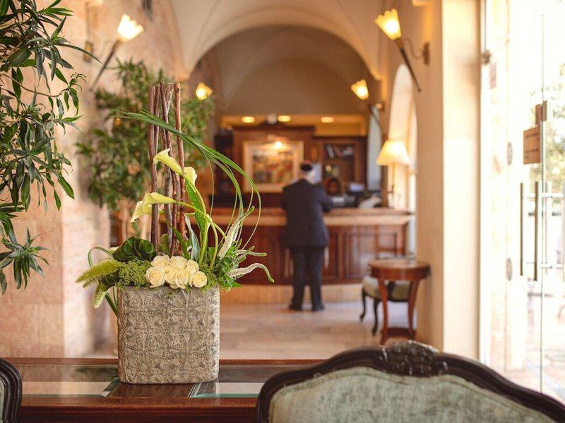 18D1B26BB74EC9C0DE844B5459F0379E