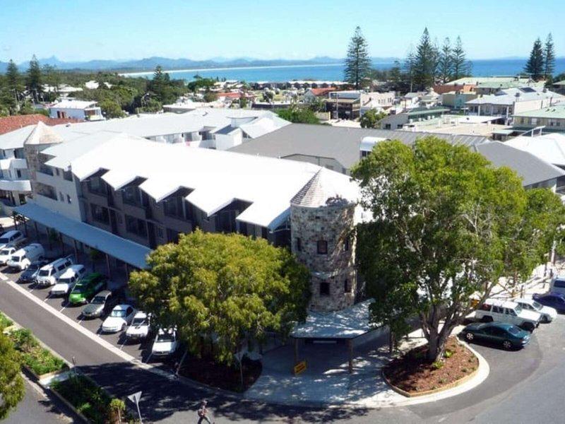 90BE341D64AD04C7798F1048160A8F2B