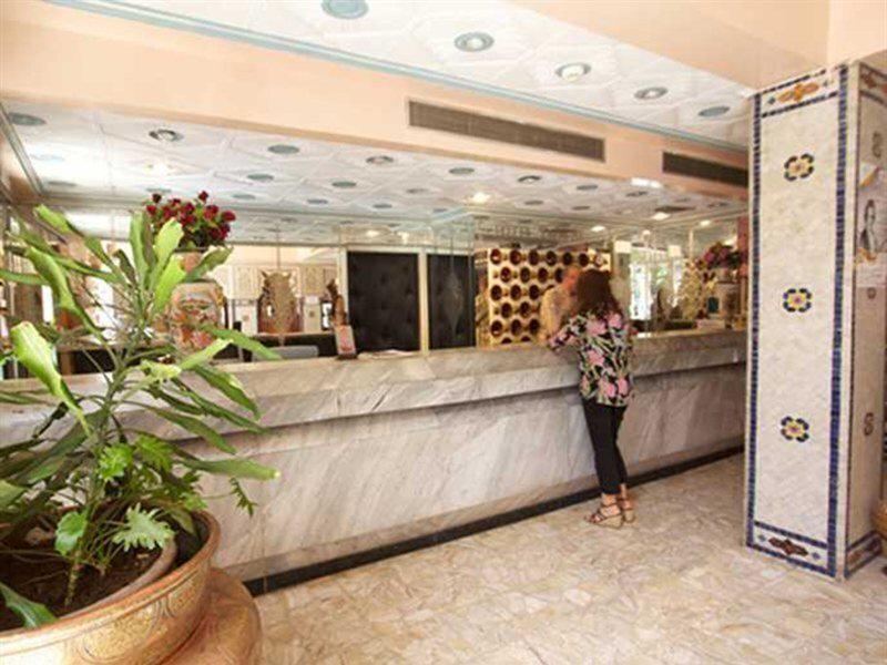 C56FE15AEA59FD36302F7B98A0356D5A