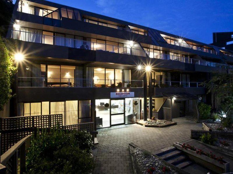 050EA16CE6E750CE8B5968409BAC079C