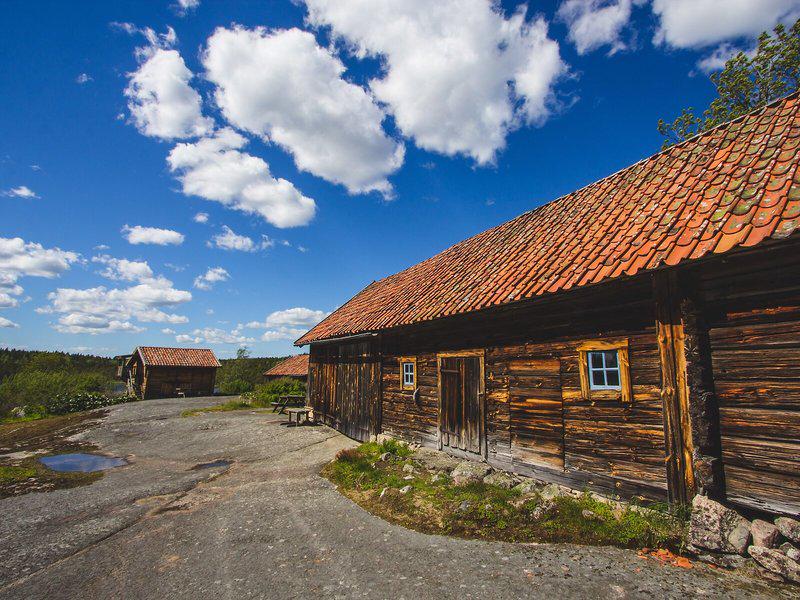 40676FB2EAA536CFF911D4E3A5A49429