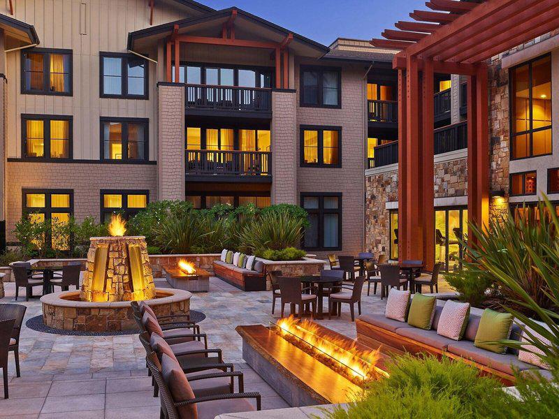 EB19A4D05E3F4C2CF8234EC81922954E