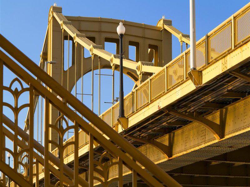 5D77FD15E196D2677E6971A1E921783E