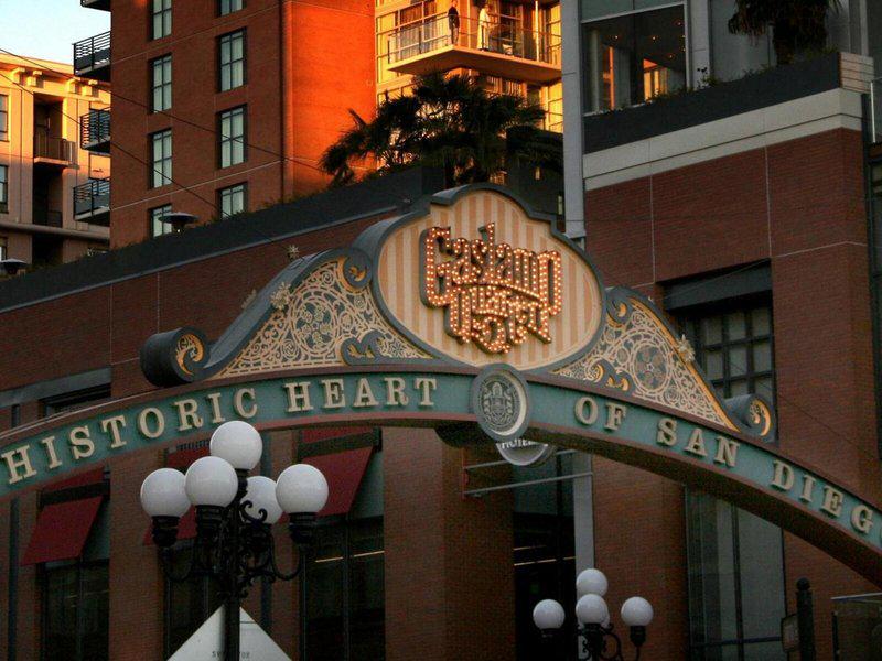 DA37902FC3F6E7ECDE04F18ACD8C842B