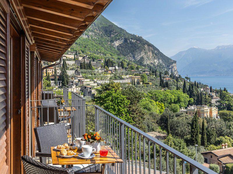 301A015E43004314E427693644ACDEB9