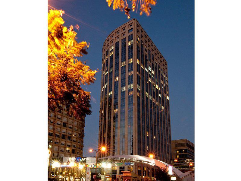 9C9D219402B8BDA8B4F9845FC46BCF62