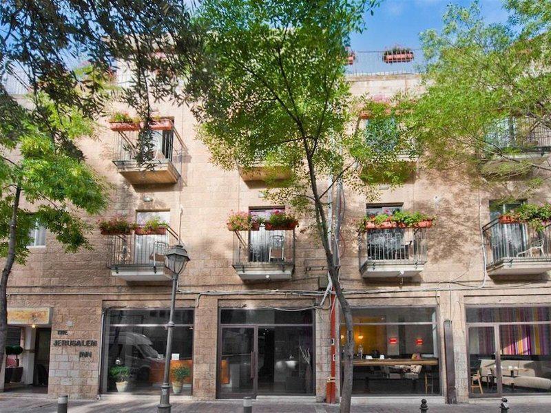 8B3AB11FE1EC0CFABA194079E5B1D12F