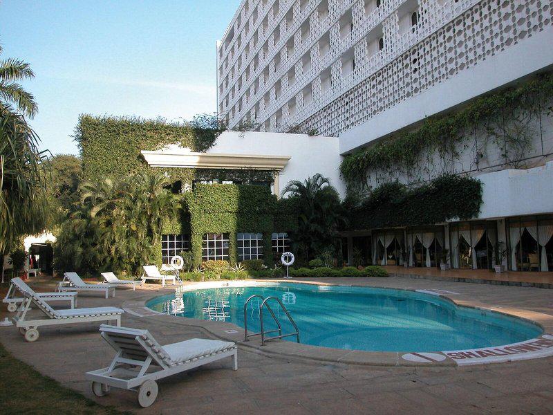 E047DF40F7F75355507857695B4A8AB9