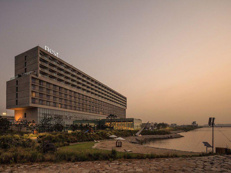 E804E760F5848B3144DF0C0139DEF981