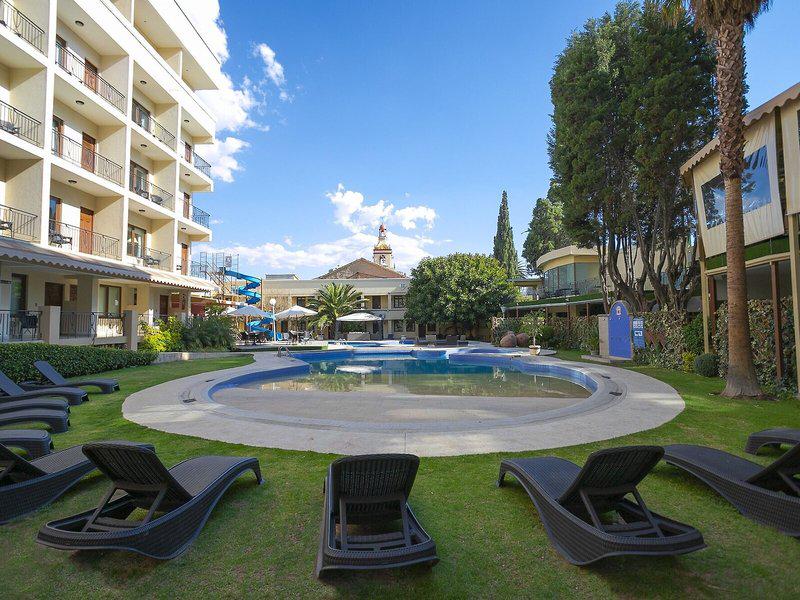 29ACF30D74BD4CB320306A8D9EA5BDFD