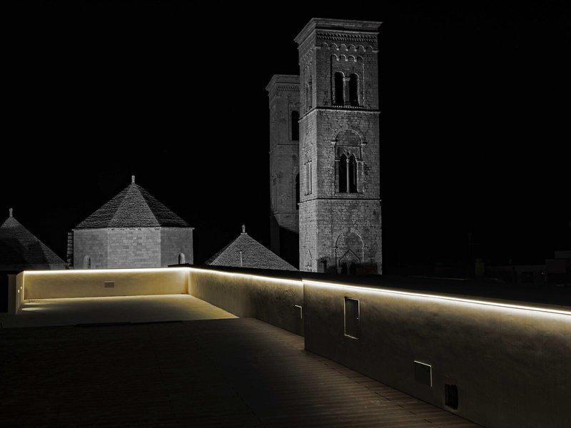 7B0A4EE83F300DA245F48B918D3ED1DF