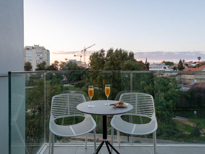 21A0100D916682FCCDD7748DDB41EE9A