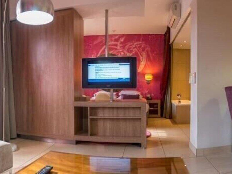 C5BECB0E55B79BBF40D5D6B34BE2CB85