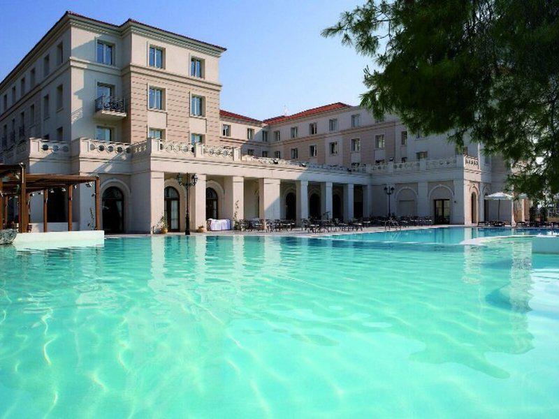 5DE90EF840C436BB197442D2AD037D98