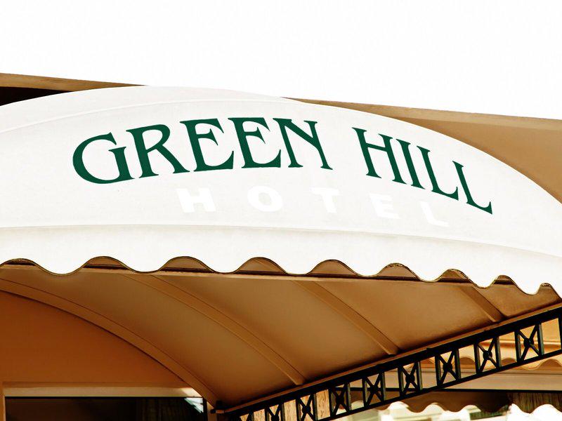 C59D9FF0D61D41950D4CE24722055018