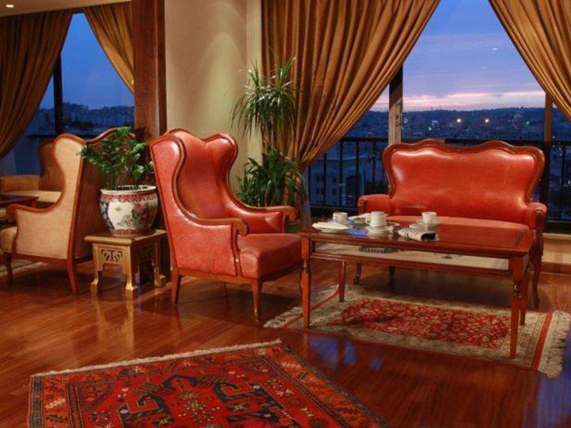 7931BD9E84EF236A0D22B763D744479B