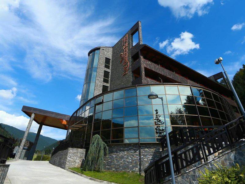 D3B4EDEC13293C4EE115C13C189D2D40