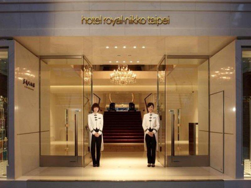 12DDE10328223693CA27BF81F8C38323