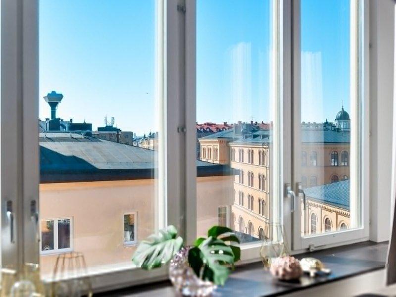 82F93C21FC4AF27A6DA363F6D06BB687