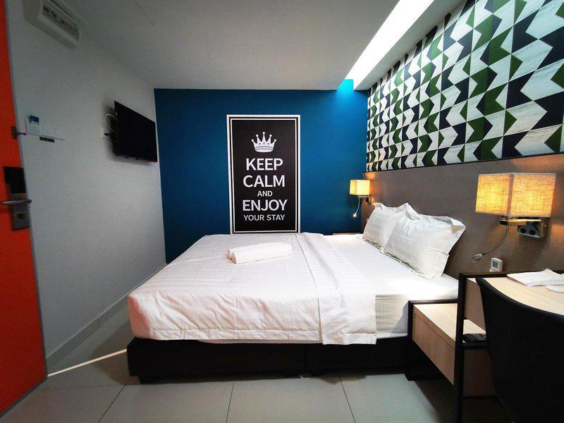 A598F8E9A4D6D5F37CD55FF038C64895